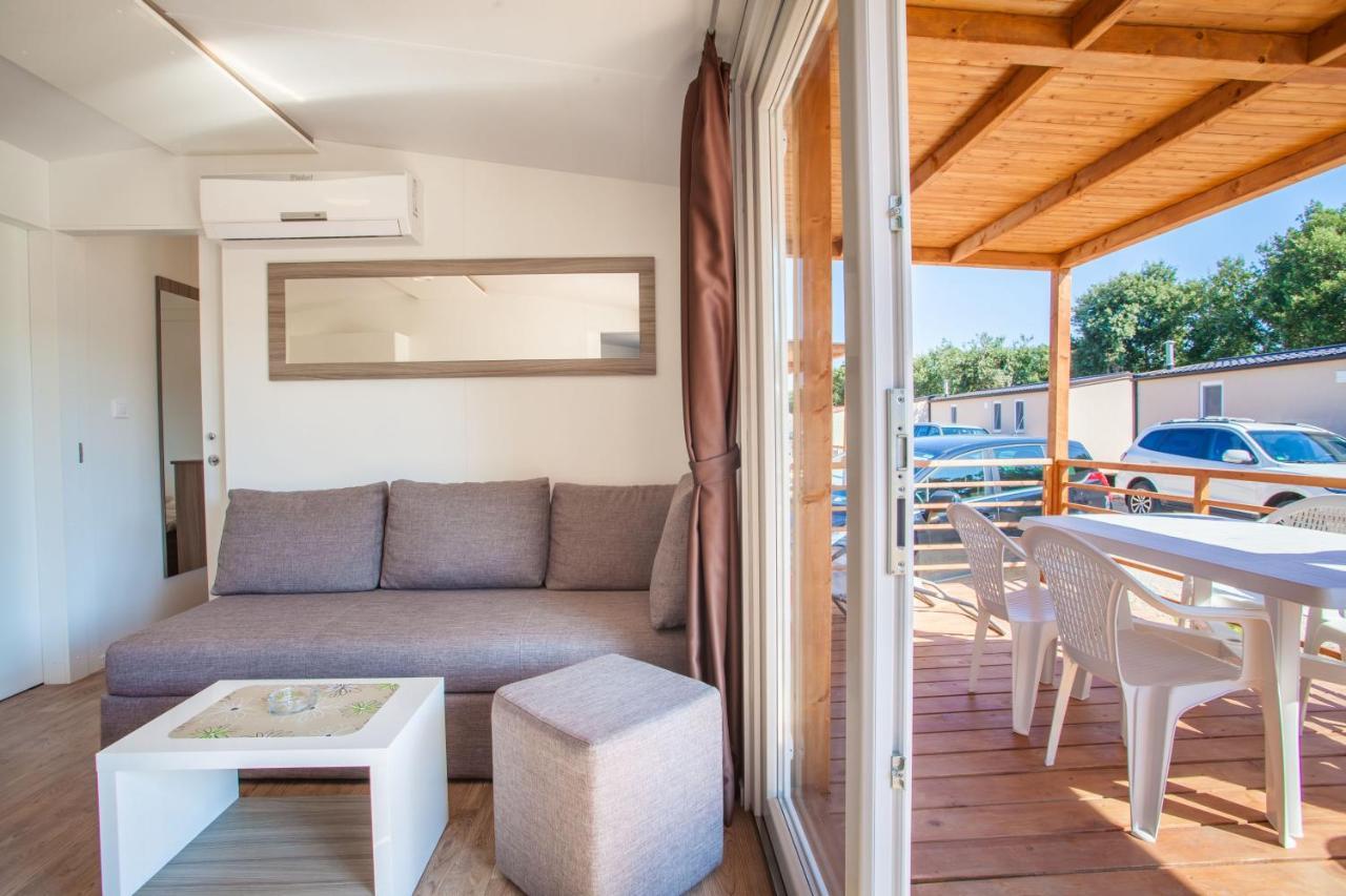 Mobile Homes Delta Marine At Campsite Lopari نيغيزيني المظهر الخارجي الصورة