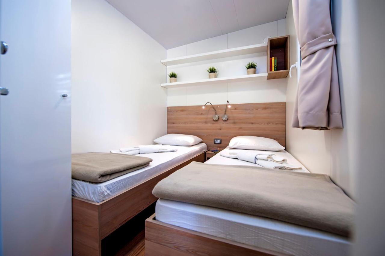 Mobile Homes Delta Marine At Campsite Lopari نيغيزيني المظهر الخارجي الصورة